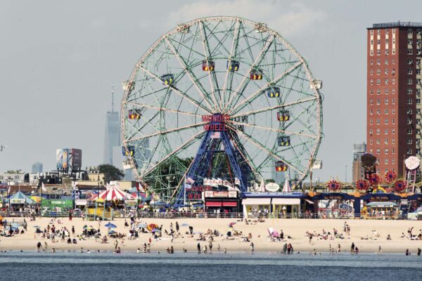 Coney Island - Image 4