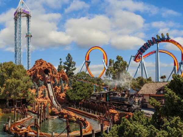 Knott’s Berry Farm - Image 2