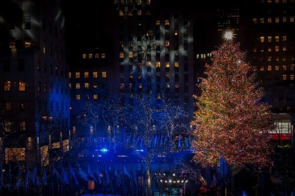 Rockefeller Center - Image 8