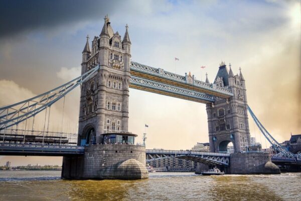 London Bridge - Image 2