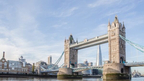 London Bridge - Image 8