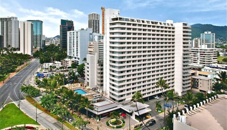 Top 10 Affordable Hotels in Honolulu