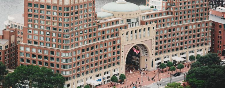 Top 10 Upscale Hotels in Boston