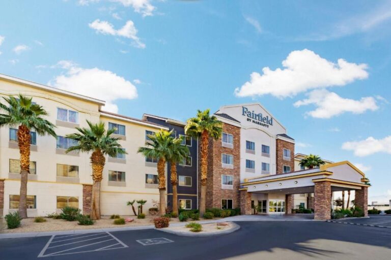 Top 10 Hotels with Free Breakfast in Las Vegas