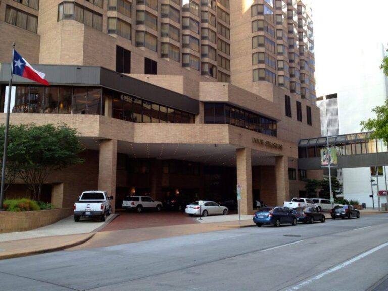 Top 10 Ultra-Luxury Hotels in Houston