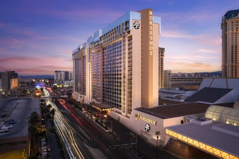 Top 10 Hotels Under $100 in Las Vegas