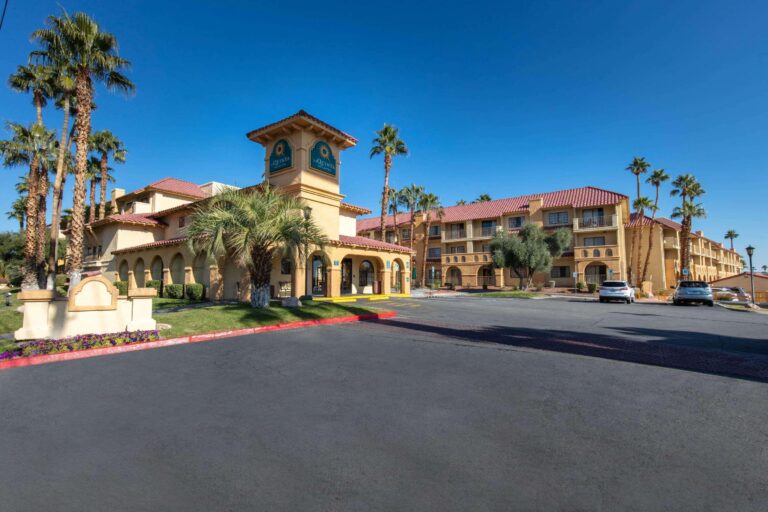 Top 10 2-Star Hotels in Las Vegas