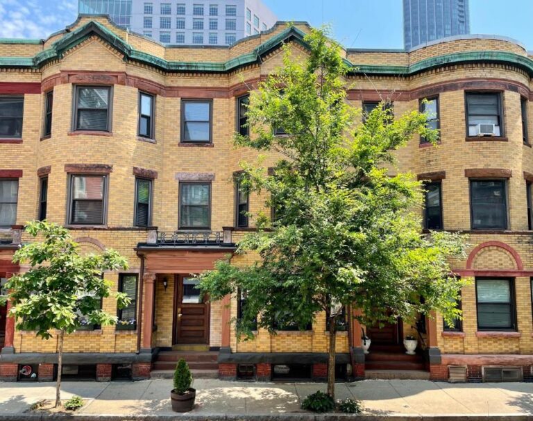 Top 10 Hotels Under $100 in Boston