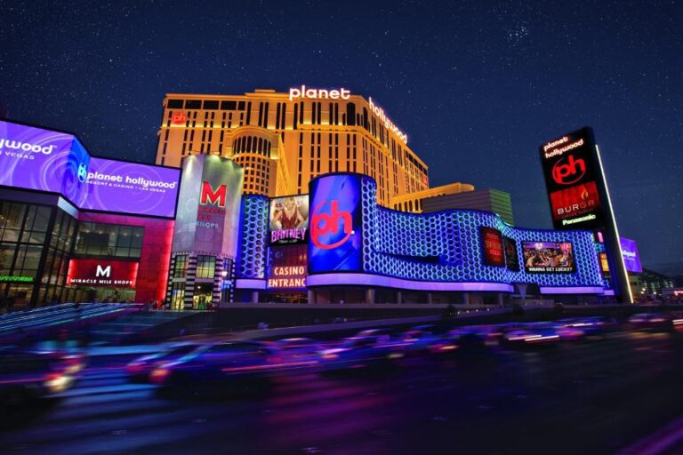 Top 10 4-Star Hotels in Las Vegas