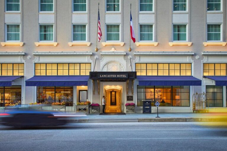 Top 10 Conference Hotels in Houston