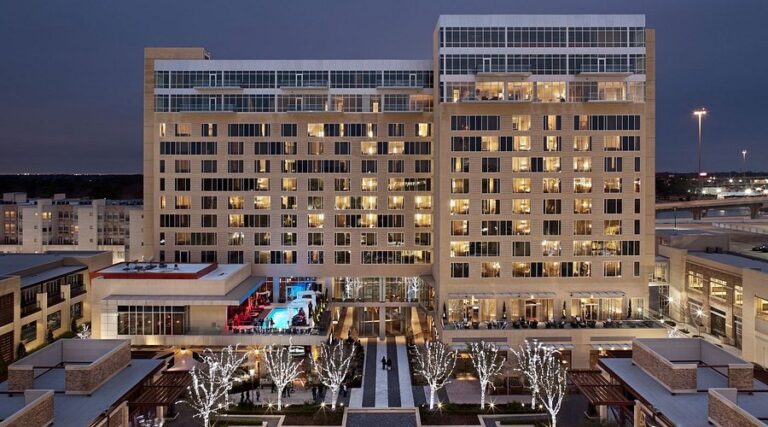 Top 10 Luxury Hotels in Houston