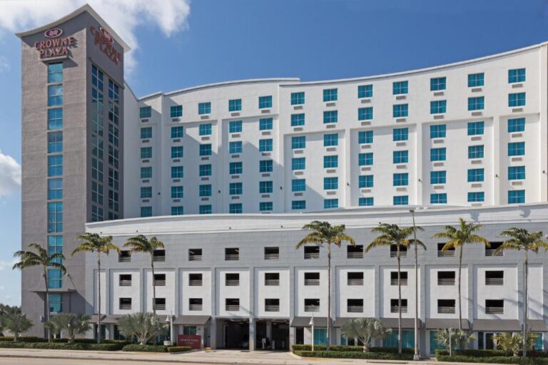 Top 10 3-Star Hotels in Fort Lauderdale