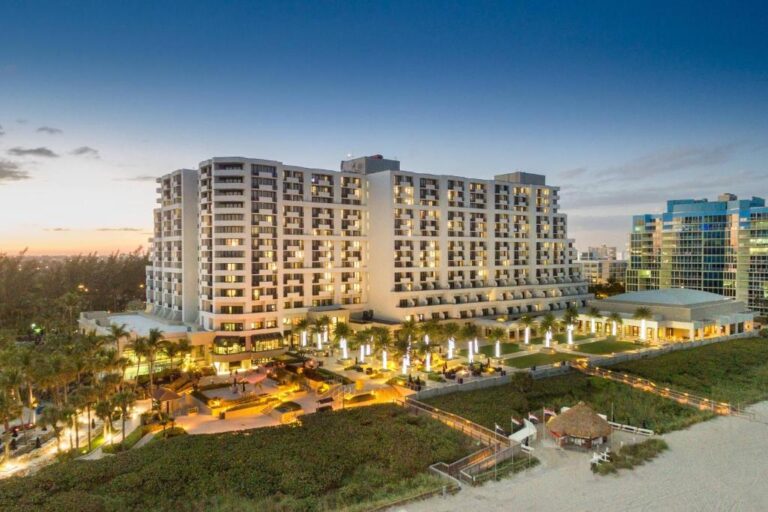 Top 10 Resort Hotels in Fort Lauderdale